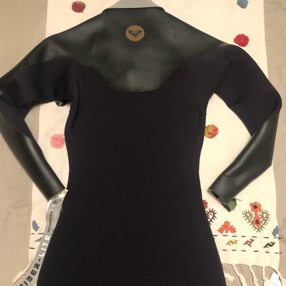 Vintage 2010 Roxy & Kassia Meador 2mm Neoprene Shorty Wetsuit Springsuit - Picture 12 of 14